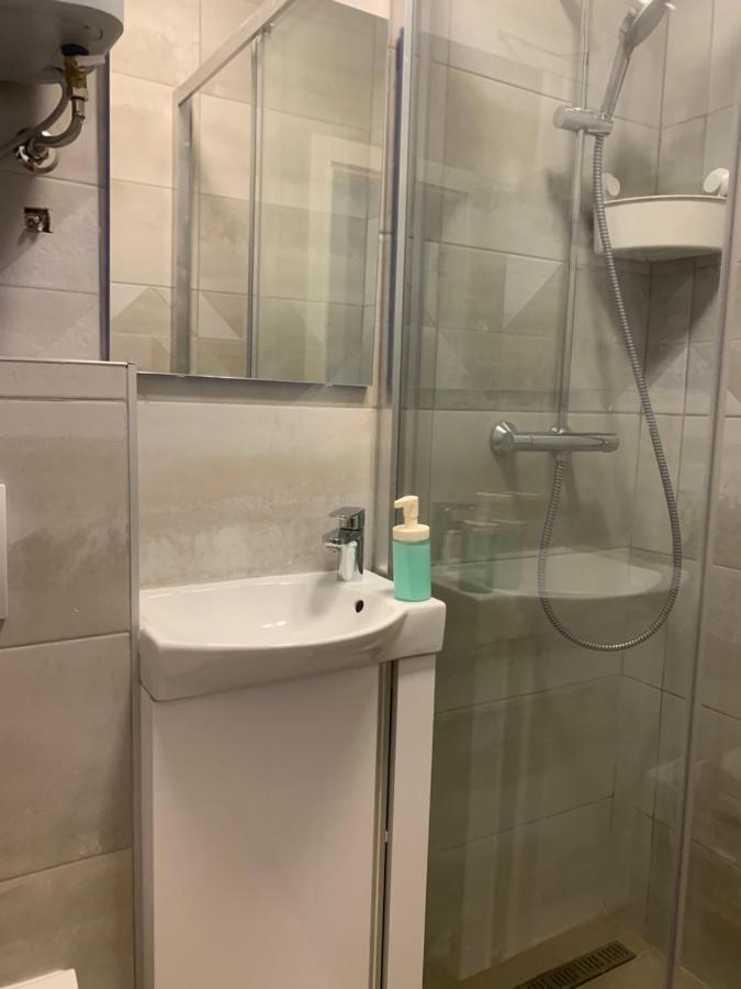 Sea Breeze Studio In The Heart Of Old Town, Apartman