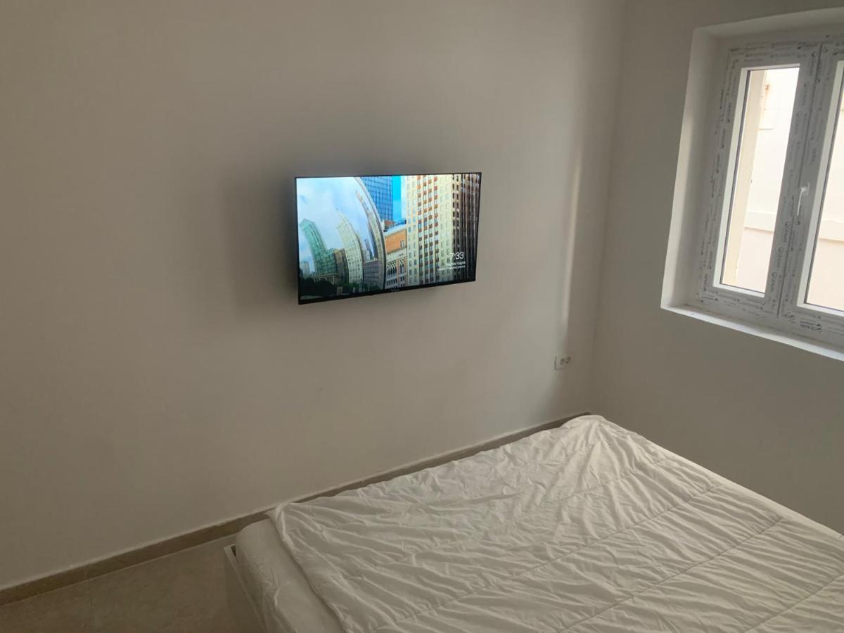 Sea Breeze Studio In The Heart Of Old Town, Apartment