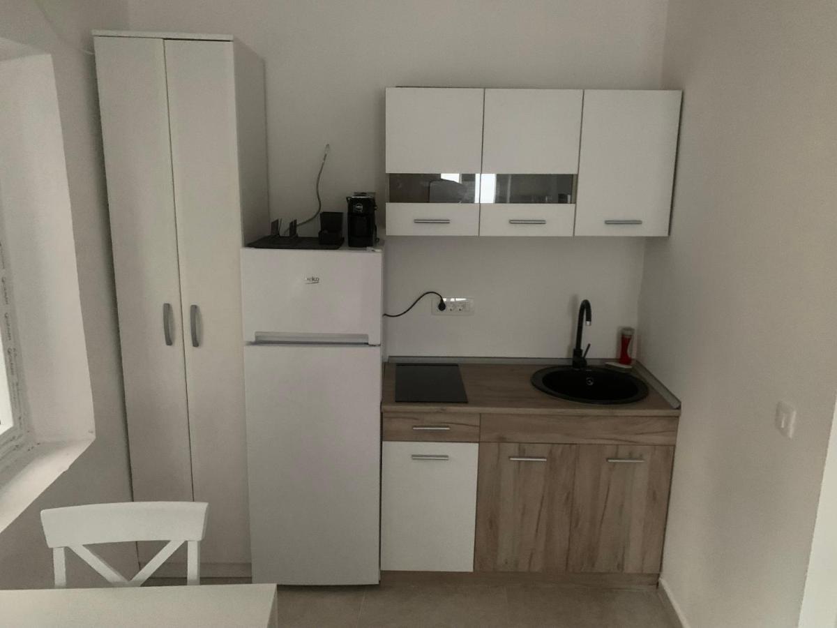 Apartment Sea Breeze Studio In The Heart Of Old Town, Budva