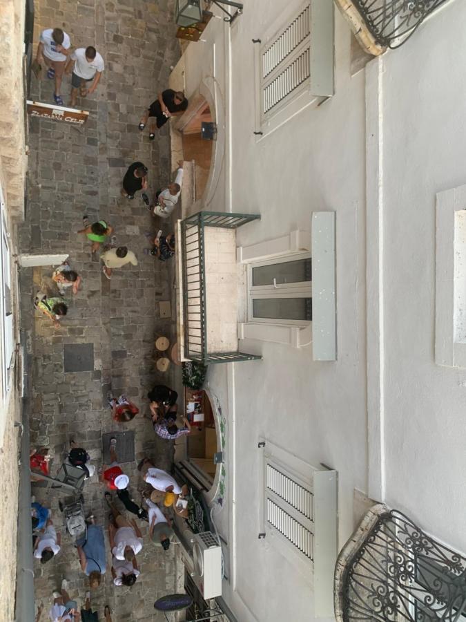 Sea Breeze Studio In The Heart Of Old Town, Budva